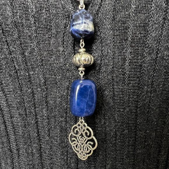 Chicos Beaded Pendant Necklace Tags Blue Silver Tone Pull Adjustable Slide Chain - Picture 7 of 10